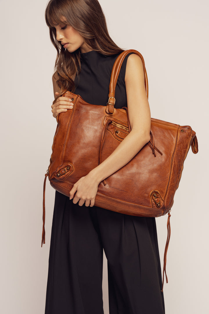 Bayside84 XL Classic Fringe Tote - Warehouse Clearance
