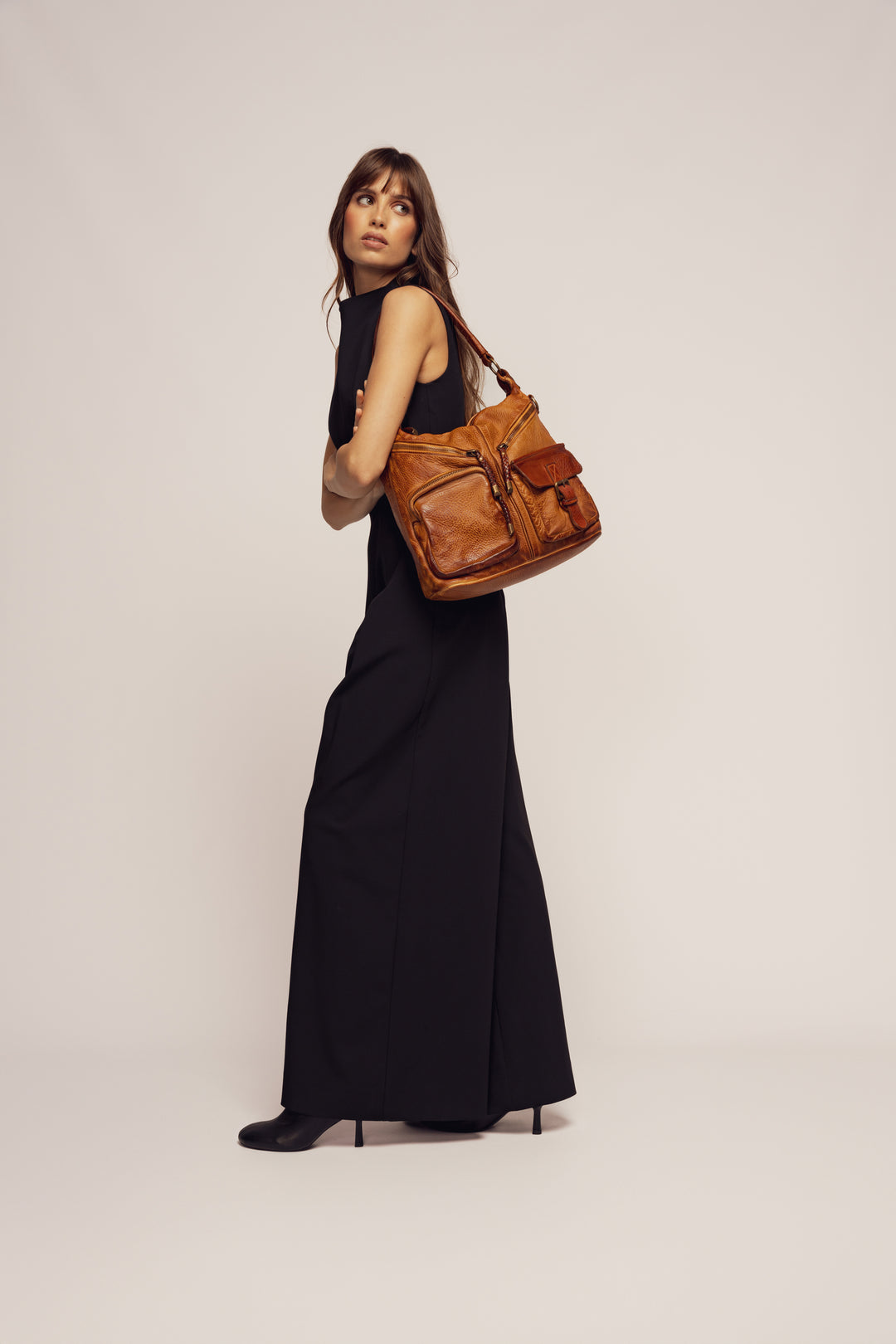 Bayside84 Multipocket Shoulder Bag - Cognac