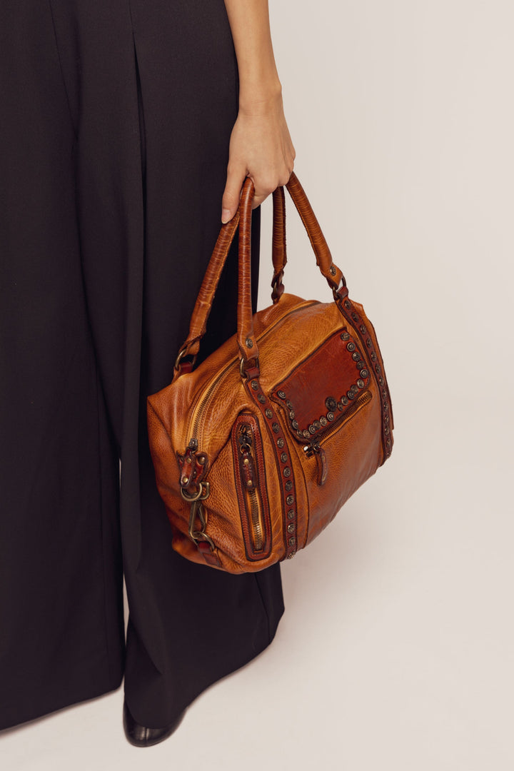 LUSHER MOTORCYCLE BAG COGNAC, BAYSIDE84 + LUSHER COLLAB, MOTOCYCLE HANDBAG, BOXY LEATHER HANDBAG, CONVERTIBLE HANDBAG, STUDDED CROSSBODY HANDBAG, MADE IN ITALY BAGS, VINTAGE LEATHER BAGS