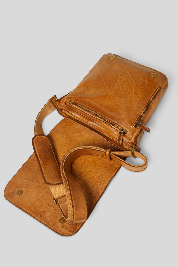 Bayside84 Crossbody Messenger Bag - Cognac