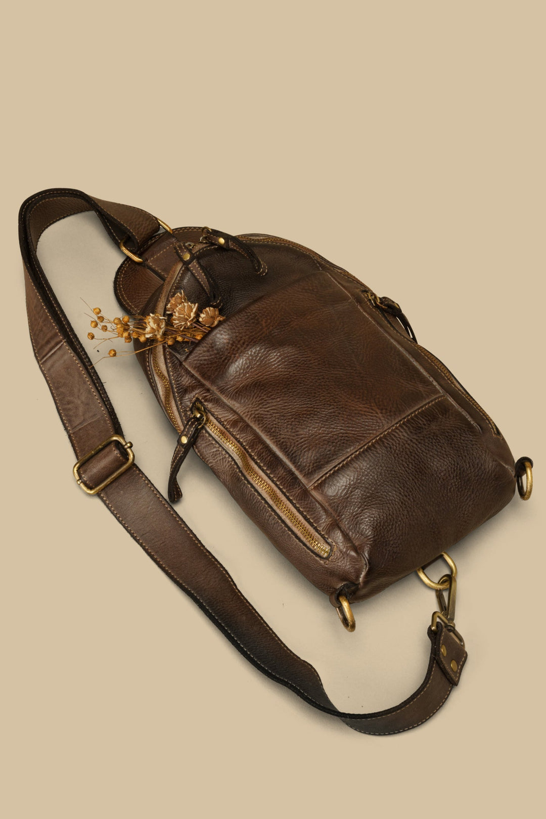 lusher movement sling bag, brown leather sling bag, coach thompson sling bag, COACH Thompson Convertible Sling Bag Leather 70617. 70617 coach thompson convertible crossbody bag, lusher sling bags,