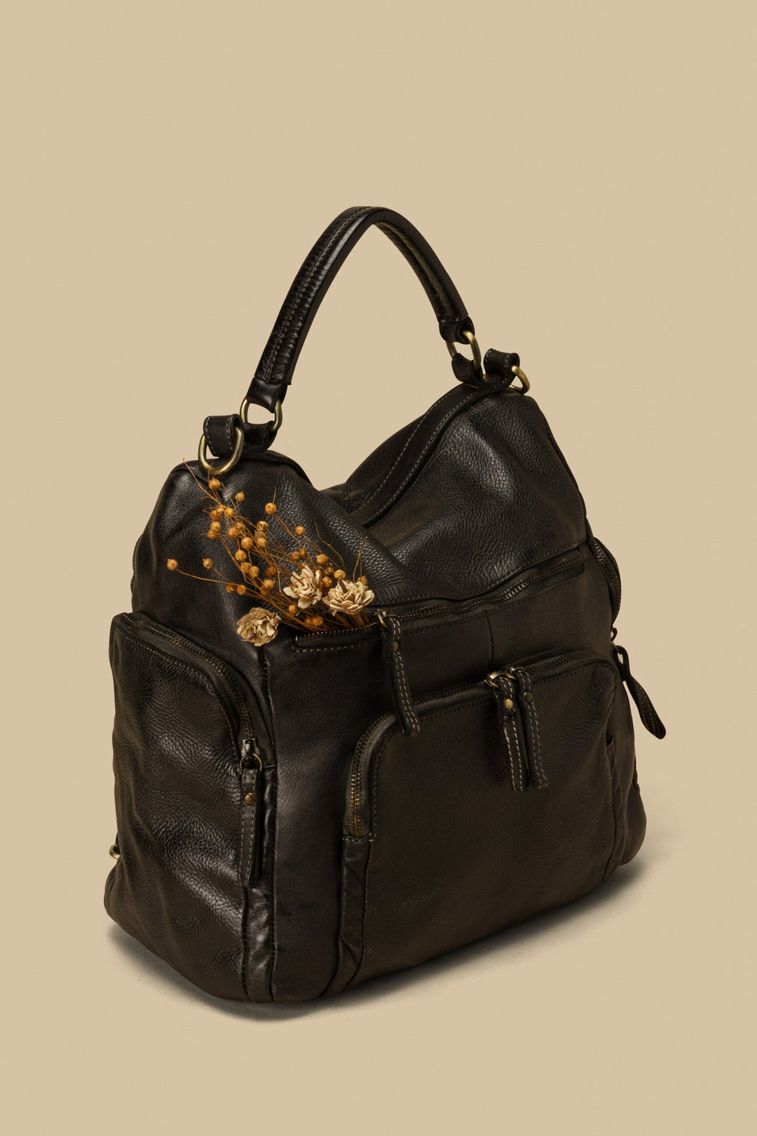 QUEST BACKPACK PURSE, LUSHER QUEST BACKPACK, BLACK LEATHER BACKPACK, CONVERTIBLE BACKPACK, LUXURY WOMENS BACKPACK, FREE PEOPLE BACKPACKS,