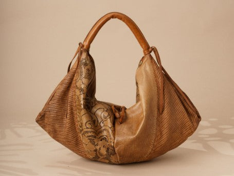 The Timeless Allure of Hobo Bags: Why Lusher Leads the Revival of an Iconic Design