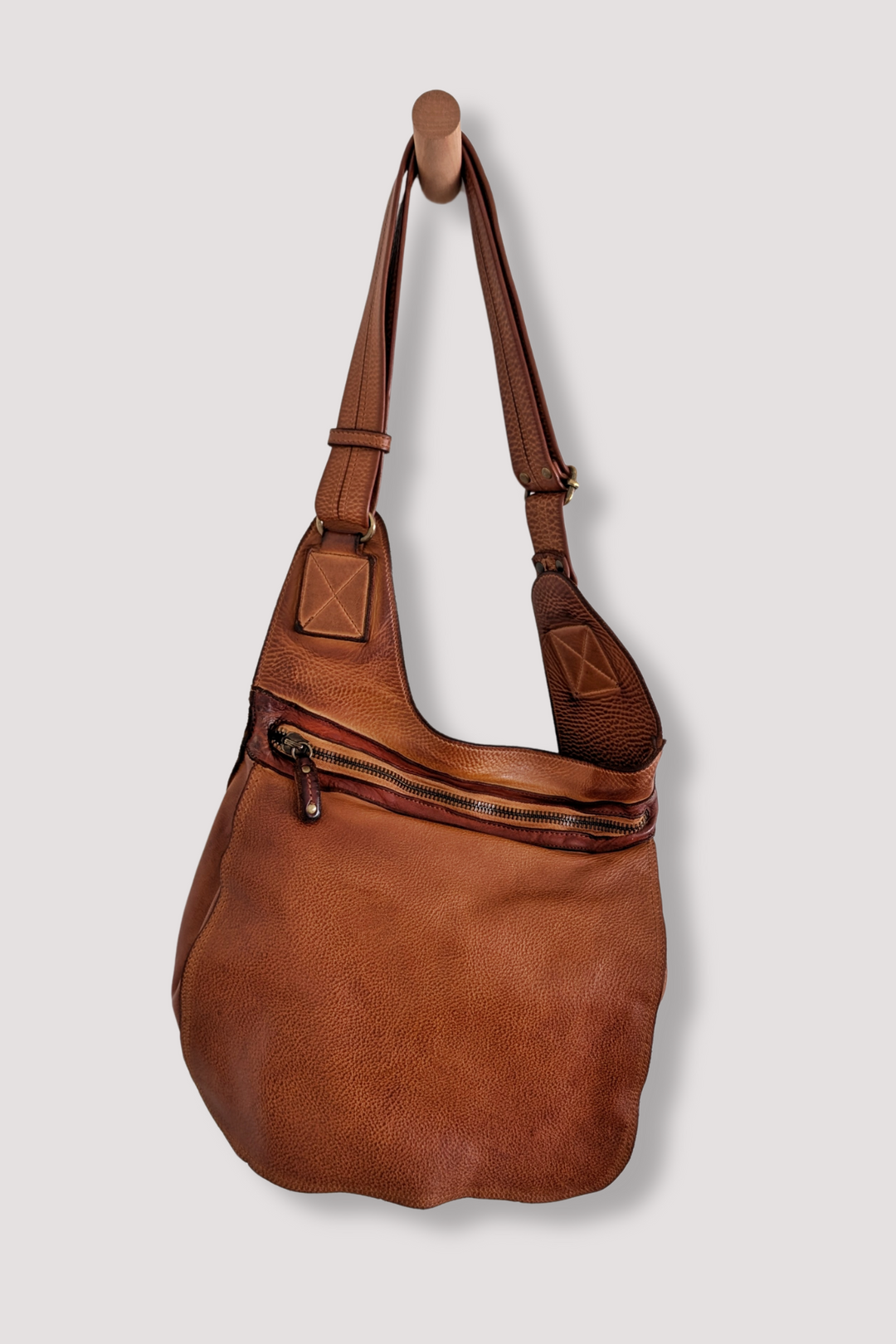 BAYSIDE84 Crossbody Saddle Bag - Cognac