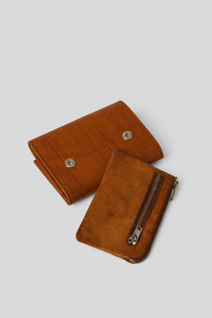 AU79 SMALL STUDDED WALLET COGNAC, LUSHER ITALIAN LEATHER WALLETS, LUXURY ITALIAN LEATHER WALLET COGNAC, STUDDED WALLET