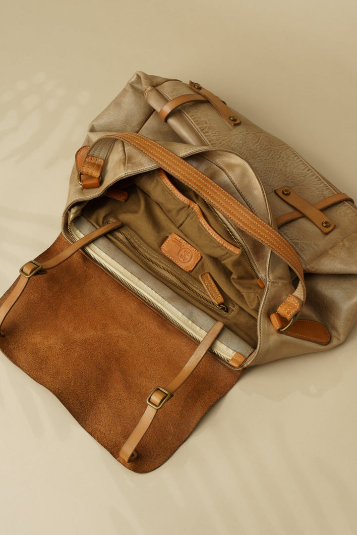 AU79 Messenger & Crossbody Bag - Corda