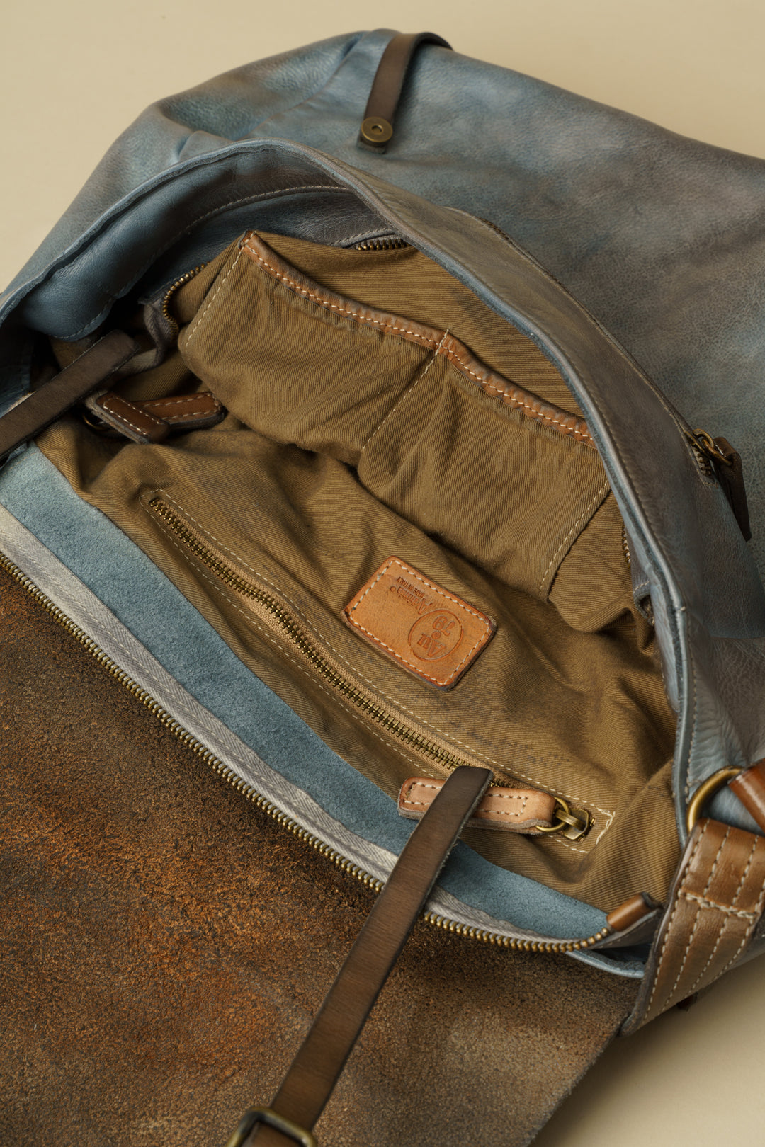 AU79 Messenger Bag & Crossbody - Vintage Denim