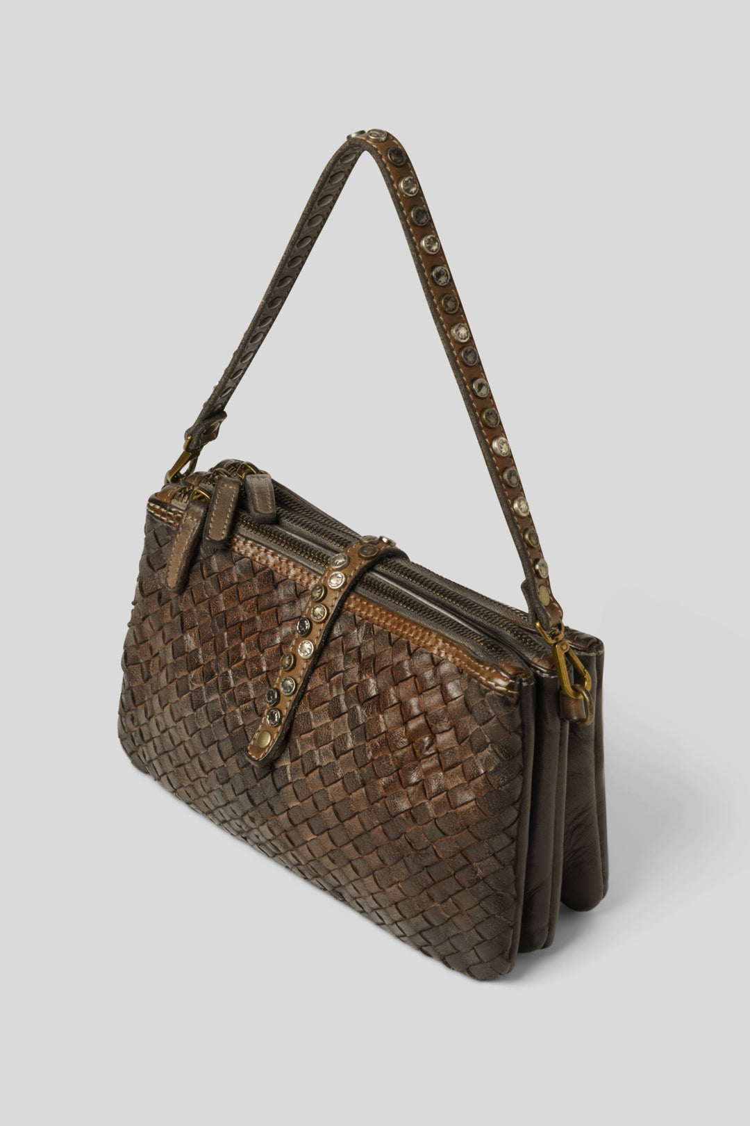 LUSHER WOVEN LEATHER CONVERTIBLE BAG, WOVEN LEATHER CROSSBODY CLUTCH, BROWN WOVEN LEATHER EVENING BAG WITH STUDS, STUDDED WOVEN LEATHER CLUTCH CROSSBODY SHOULDER BAG