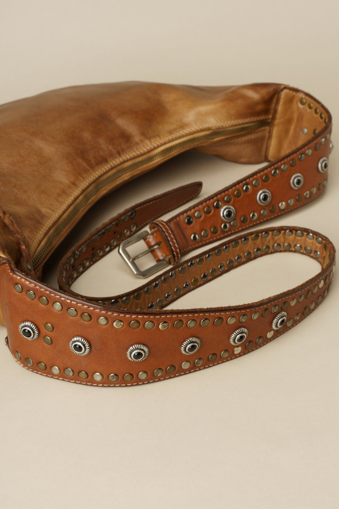 LUSHER MUSE SLING BAG, LUSHER AU79 MUSE SLING BAG CARAMEL, STUDDED VEGETABLE TANNED CROSSBODY SLING BAG