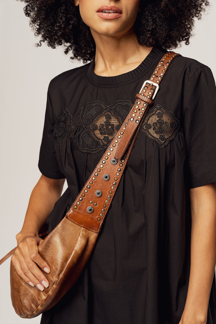 AU79 MUSE SLING BAG CARAMEL, LUSHER AU79 COLLAB MUSE SLING BAG, LUSHER HOUSE OF VINTAGE