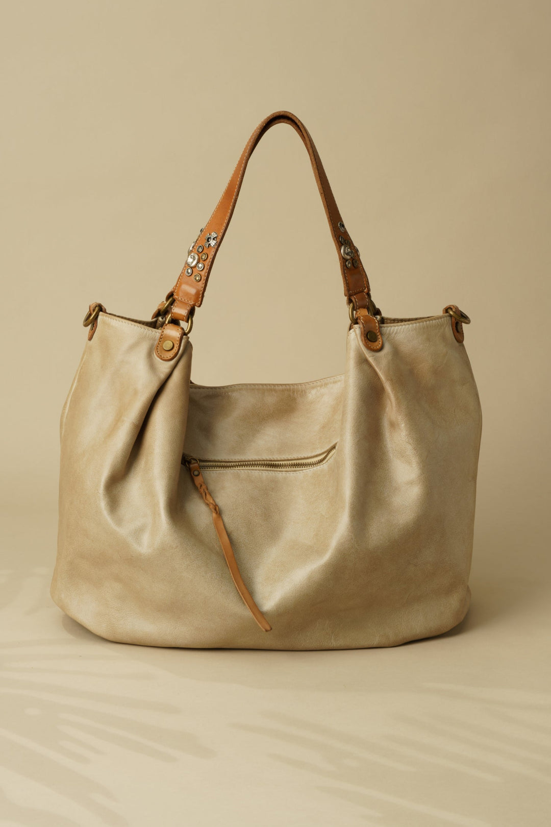 Lusher Studded Slouchy Hobo, AU79 slouchy hobo corda, LUSHER AU79 COLLAB HOBO, TAN LEATHER HOBO WITH STUDDED STRAPS, VEGETABLE TANNED LUXURY SOFT LEATHER HOBO, 