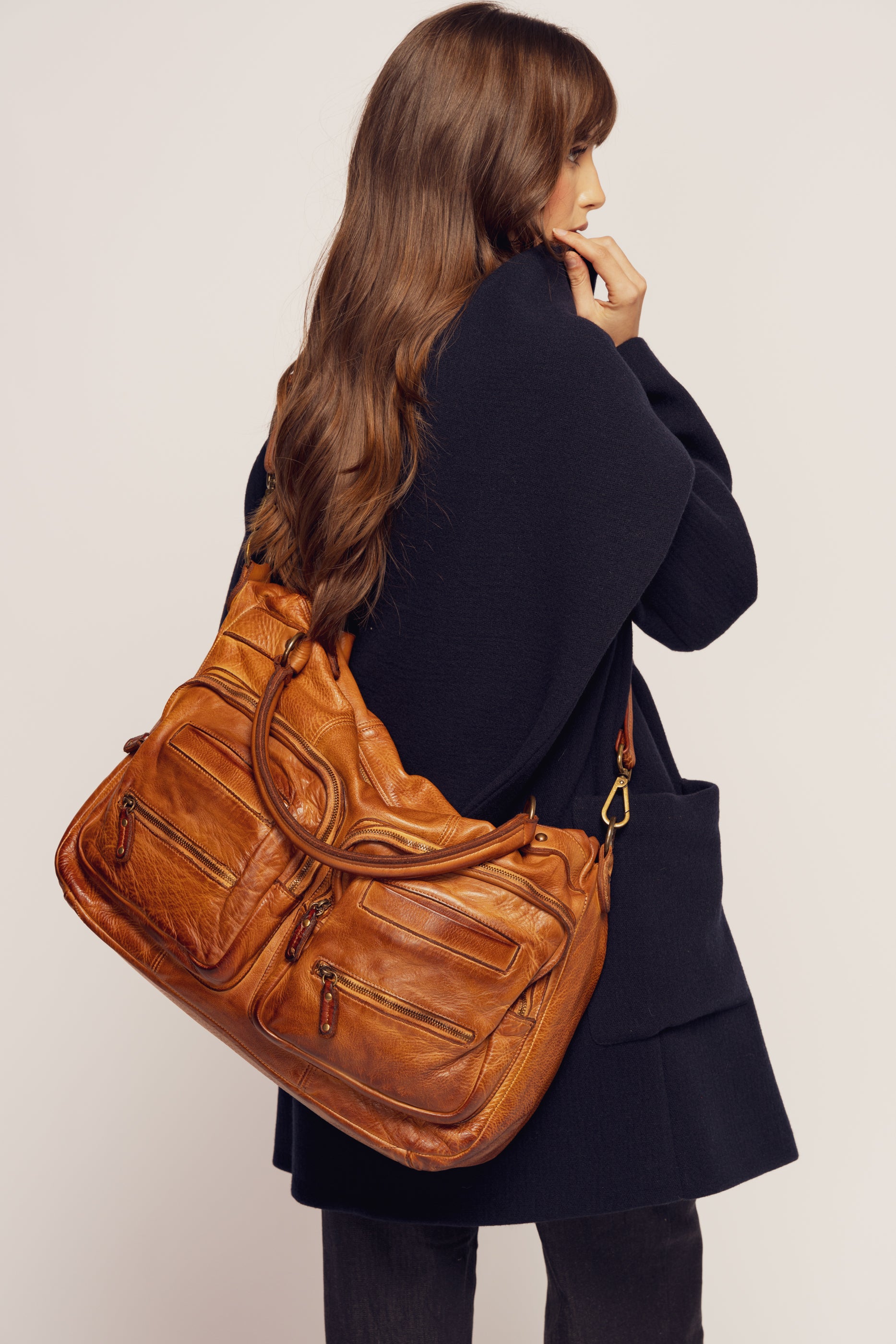 BAYSIDE84 XL Multipocket Tote & Crossbody - Cognac – LUSHER.co