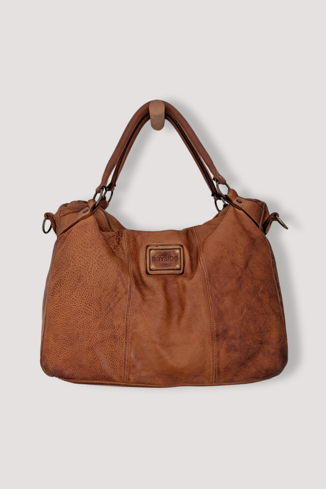 BAYSIDE84 XL Multipocket Tote & Crossbody - Cognac