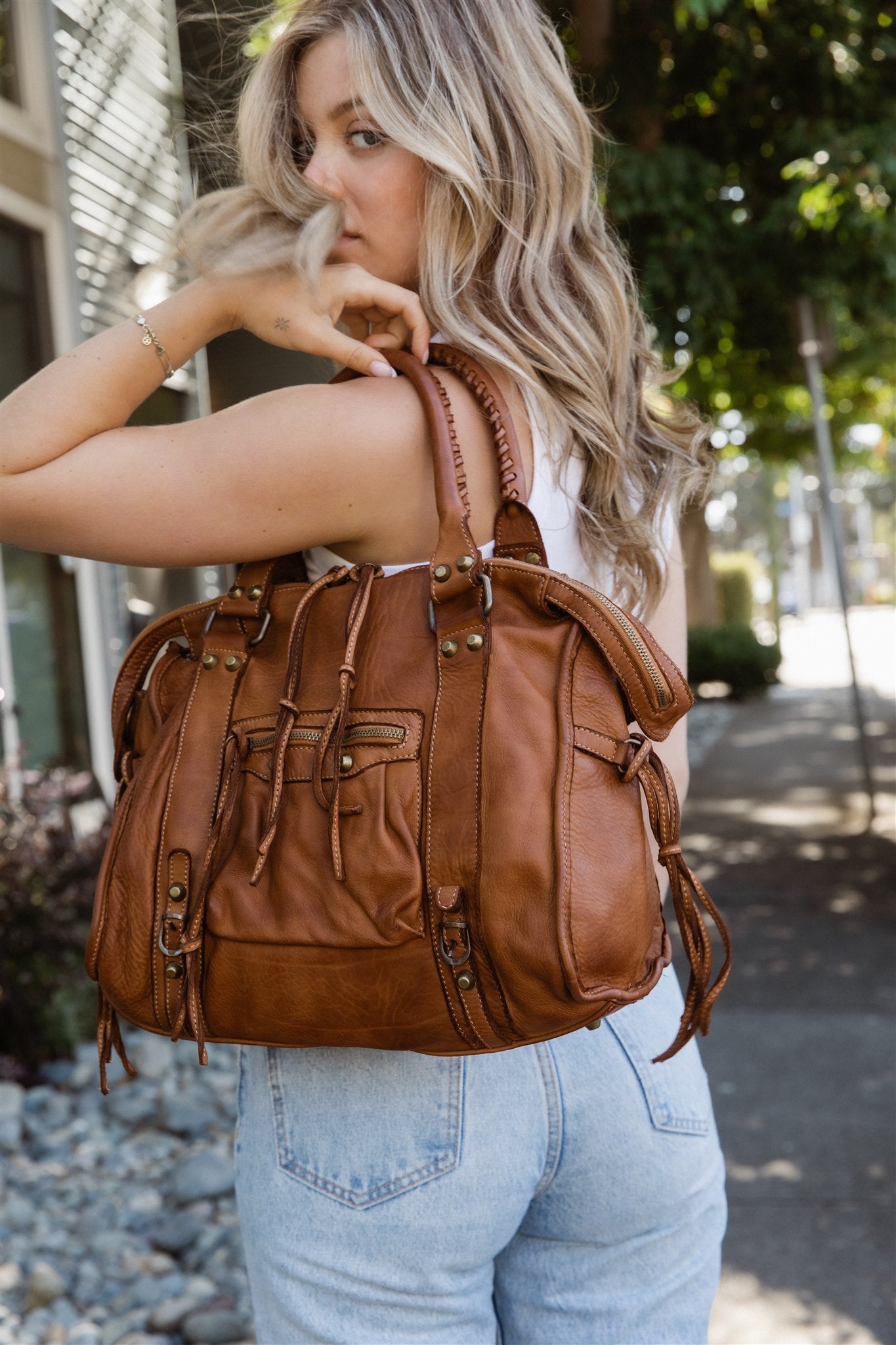 BAYSIDE84 Classic Fringe Hobo - Cognac – LUSHER.co