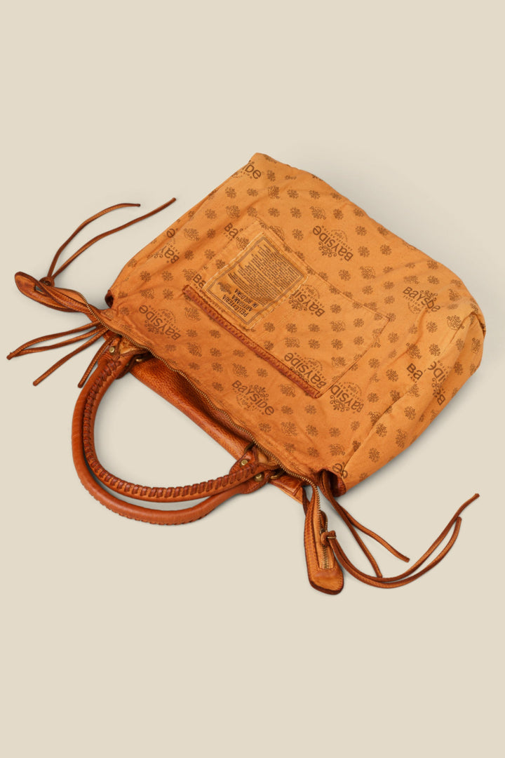BAYSIDE84 Classic Fringe Hobo - Cognac