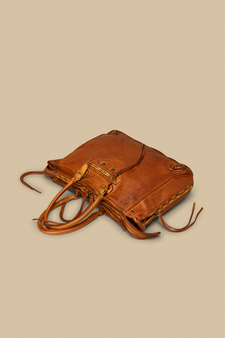 Bayside84 XL Classic Fringe Tote - Cognac