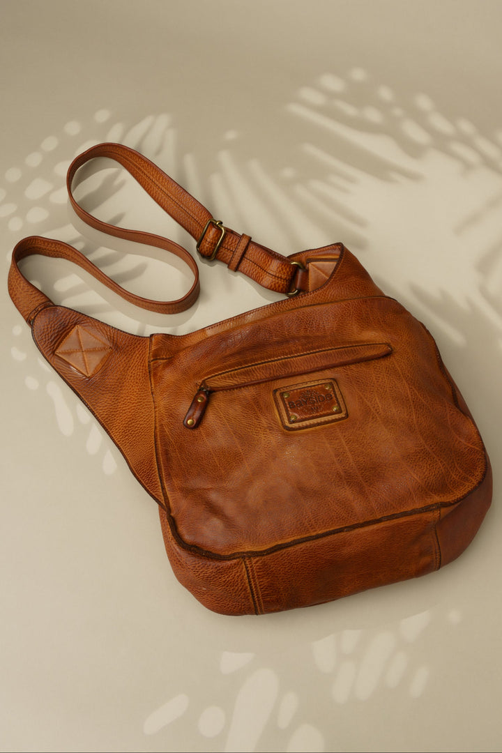 LUSHER CROSSBODY SADDLE BAG, LUSHER BAYSIDE84 CROSSBODY SADDLE BAG COGNAC