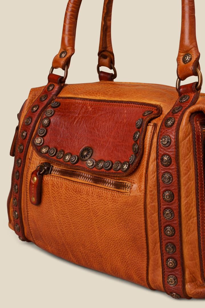 LUSHER MOTORCYCLE BAG COGNAC, BAYSIDE84 + LUSHER COLLAB, MOTOCYCLE HANDBAG, BOXY LEATHER HANDBAG, CONVERTIBLE HANDBAG, STUDDED CROSSBODY HANDBAG, MADE IN ITALY BAGS, VINTAGE LEATHER BAGS
