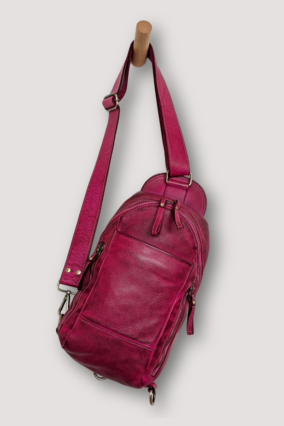 Movement Sling Bag - Stoned Fuchsia