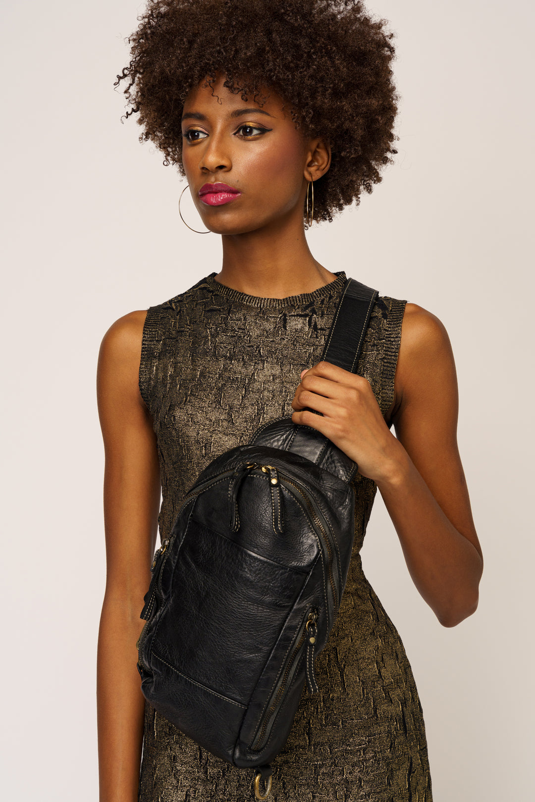 designer leather sling backpack Womens Chest Bag With Headphone Cable Hole Sling Pack For Women to choice for commuting The Sling Backpack