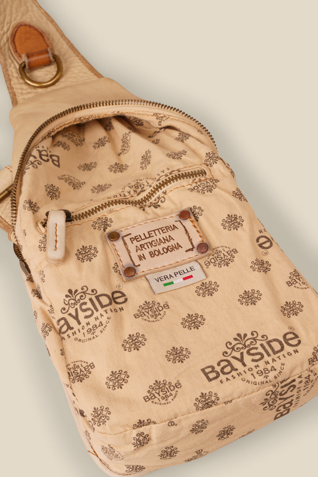 Bayside84 Roam Sling Bag - Beige Sand
