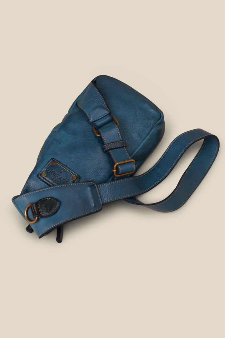 LUSHER ROAM SLING BAG BLUE, BLUE LEATHER SLING BAG, SOFT VINTAGE LEATHER SLING BAG, BAYSIDE84 + LUSHER COLLAB, BLUE CROSSBODY BAG, TEAL BLUE SLING BAG, BOHO SOFT SLOUCHY SLING BAG