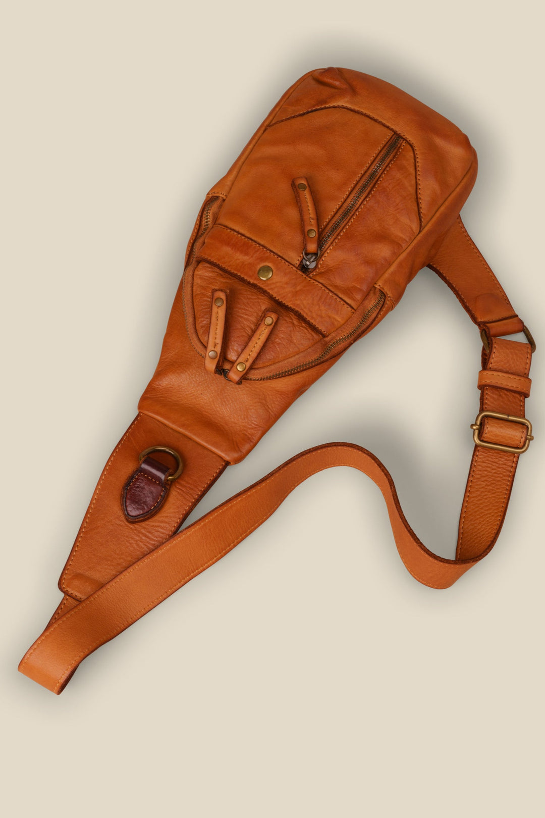 LUSHER ROAM SLING BAG COGNAC, LUSHER + BAYSIDE84 COGNAC, COGNAC LEATHER SLING BAG, SOFT SLOUCHY BOHO CROSSBODY SLING BAG, BUTTERY SOFT LEATHER SLING BAG, ITALIAN LEATHER SLING BAG
