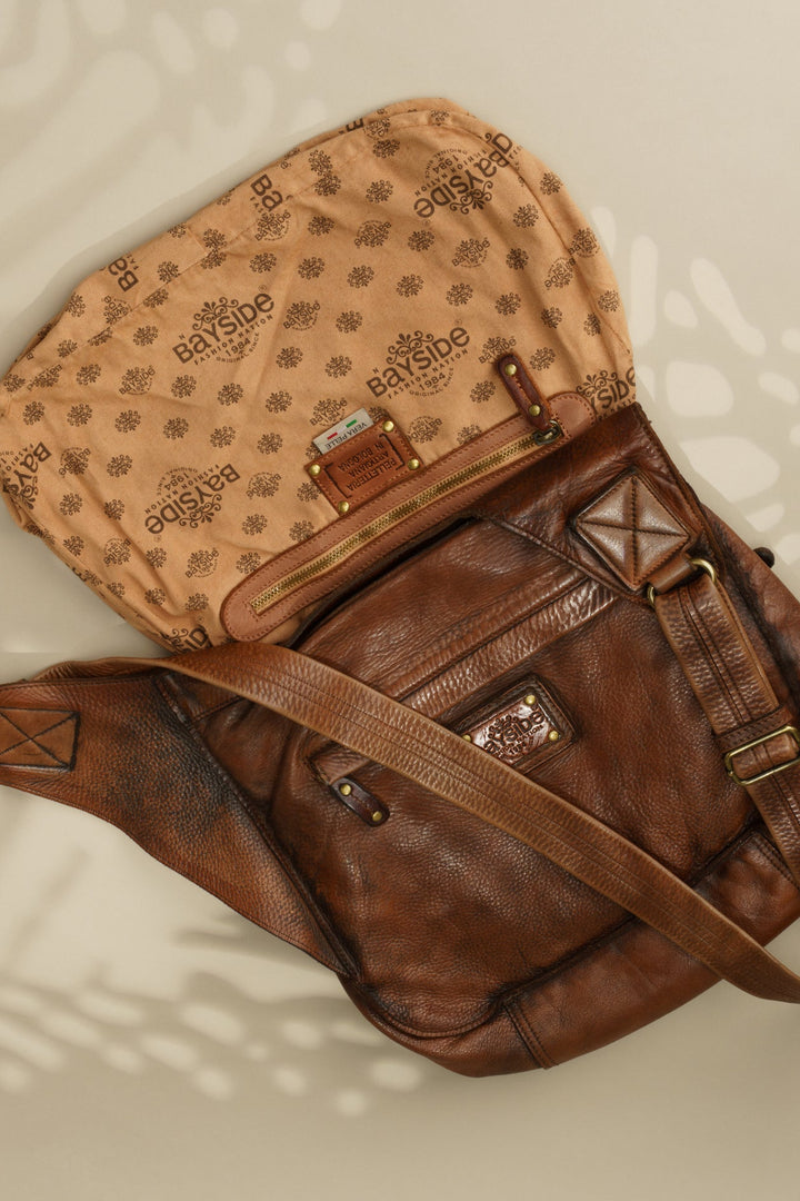 BAYSIDE84 Crossbody Saddle Bag - Cigar Brown
