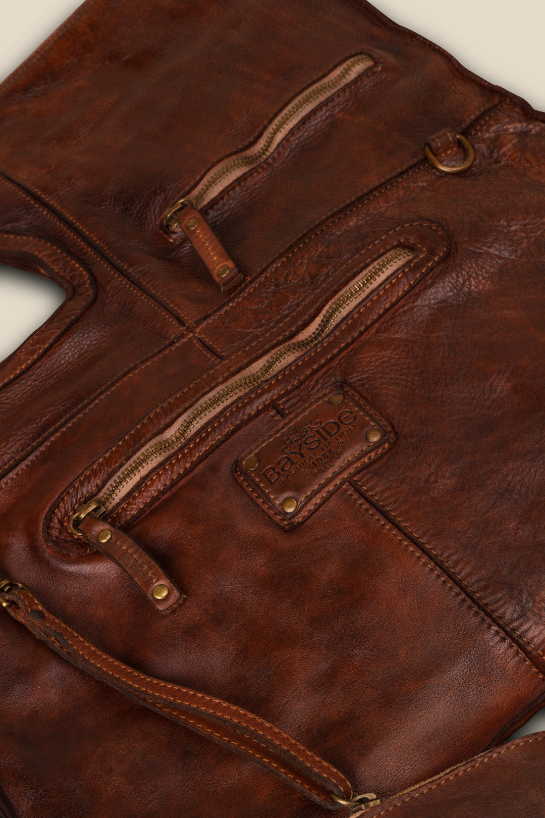 LUSHER STARDUST CONVERTIBLE HOBO,  LUSHER + BAYSIDE84 COLLAB, BAYSIDE84 STARDUST BAG, STATEMENT BAG, ARMHOLE BAG, SOFT ITALIAN LEATHER VINTAGE BAGS, VINTAGE BAGS