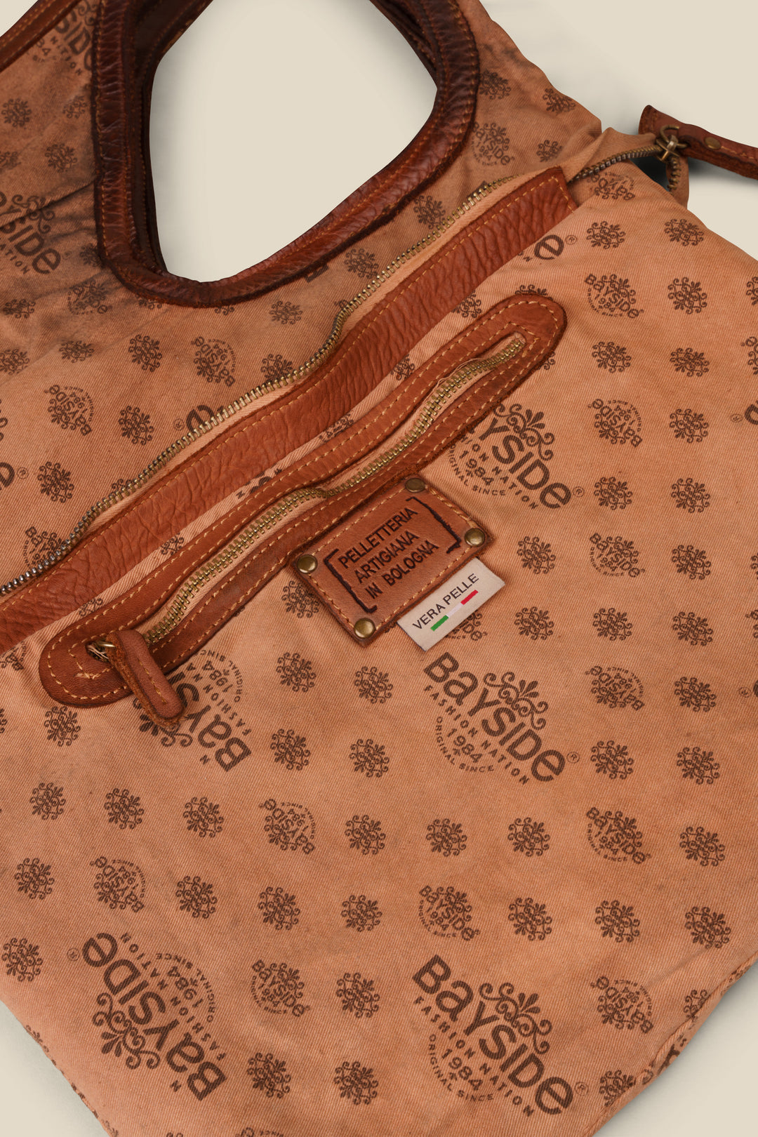 Bayside84 Stardust Convertible Hobo - Cigar Brown