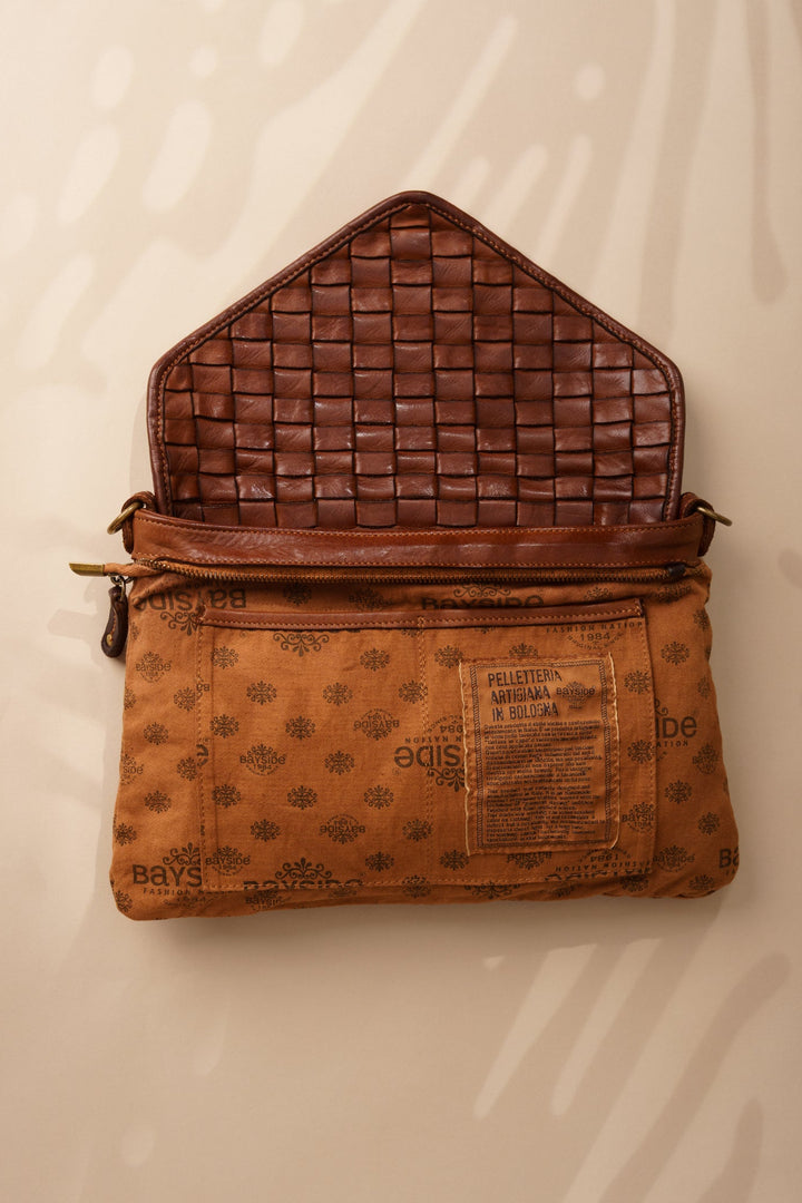Siena Envelope Clutch interior slip card pockets- Cognac | LUSHER