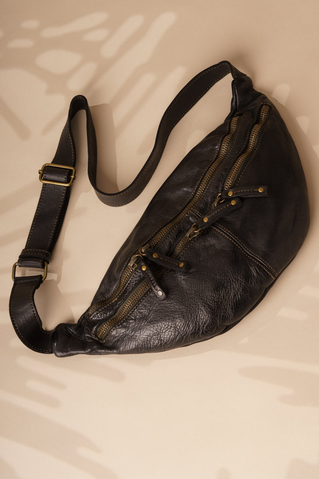 Small Urban Sling Bag - Black - LUSHER, LUSHER BAYSIDE fashion nation