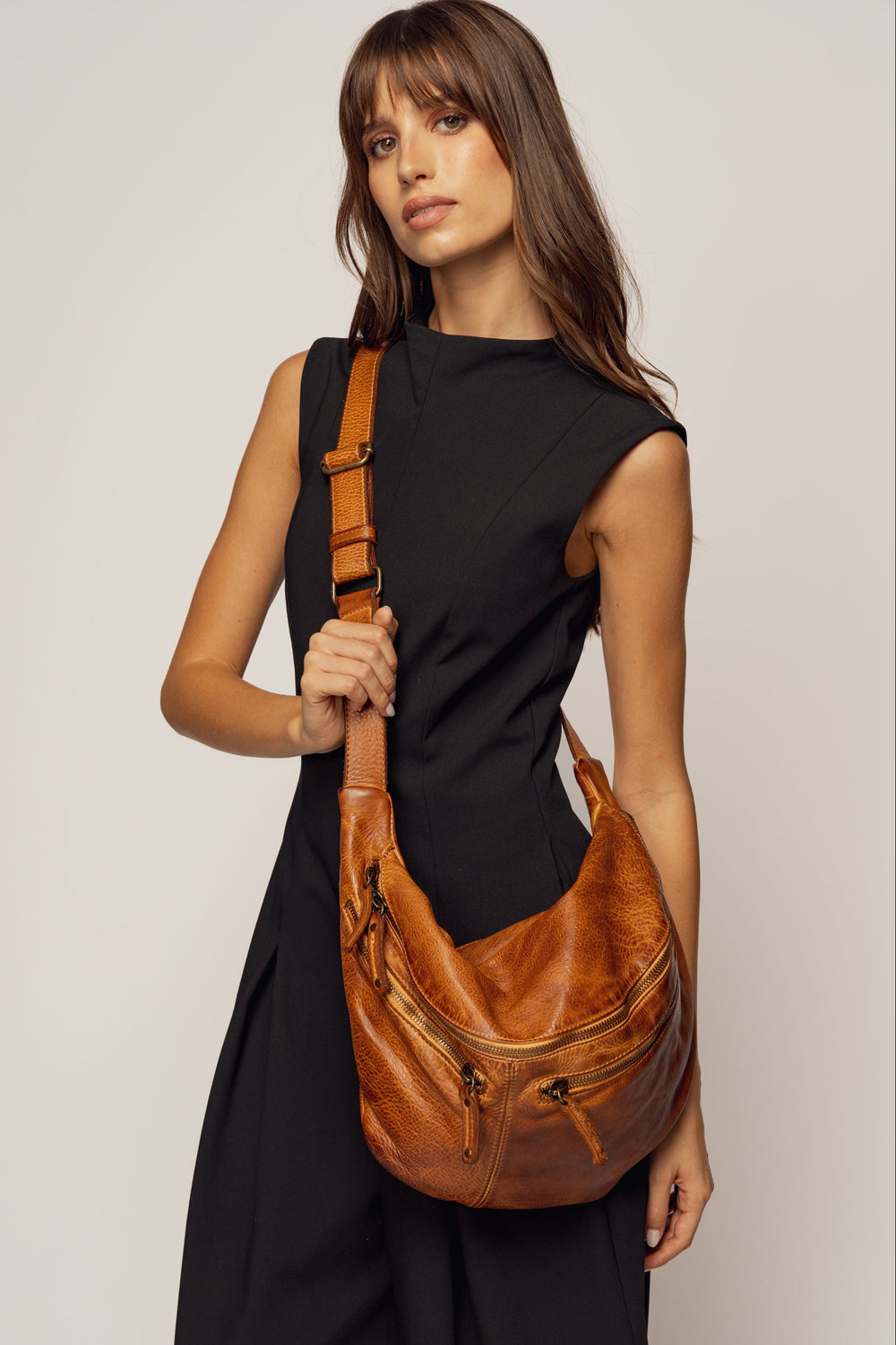 LUSHER XL URBAN SLING BAG COGNAC, BAYSIDE84 + LUSHER COLLAB URBAN SLING BAG, XL IPAD SLING BAG, LEATHER IPAD CROSSBODY SLING BAG, IPAD SLING TRAVEL BAG