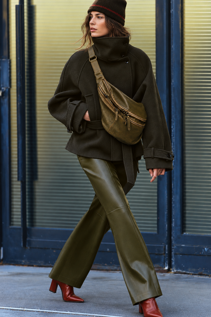 XL Urban Sling Bag - Camouflage