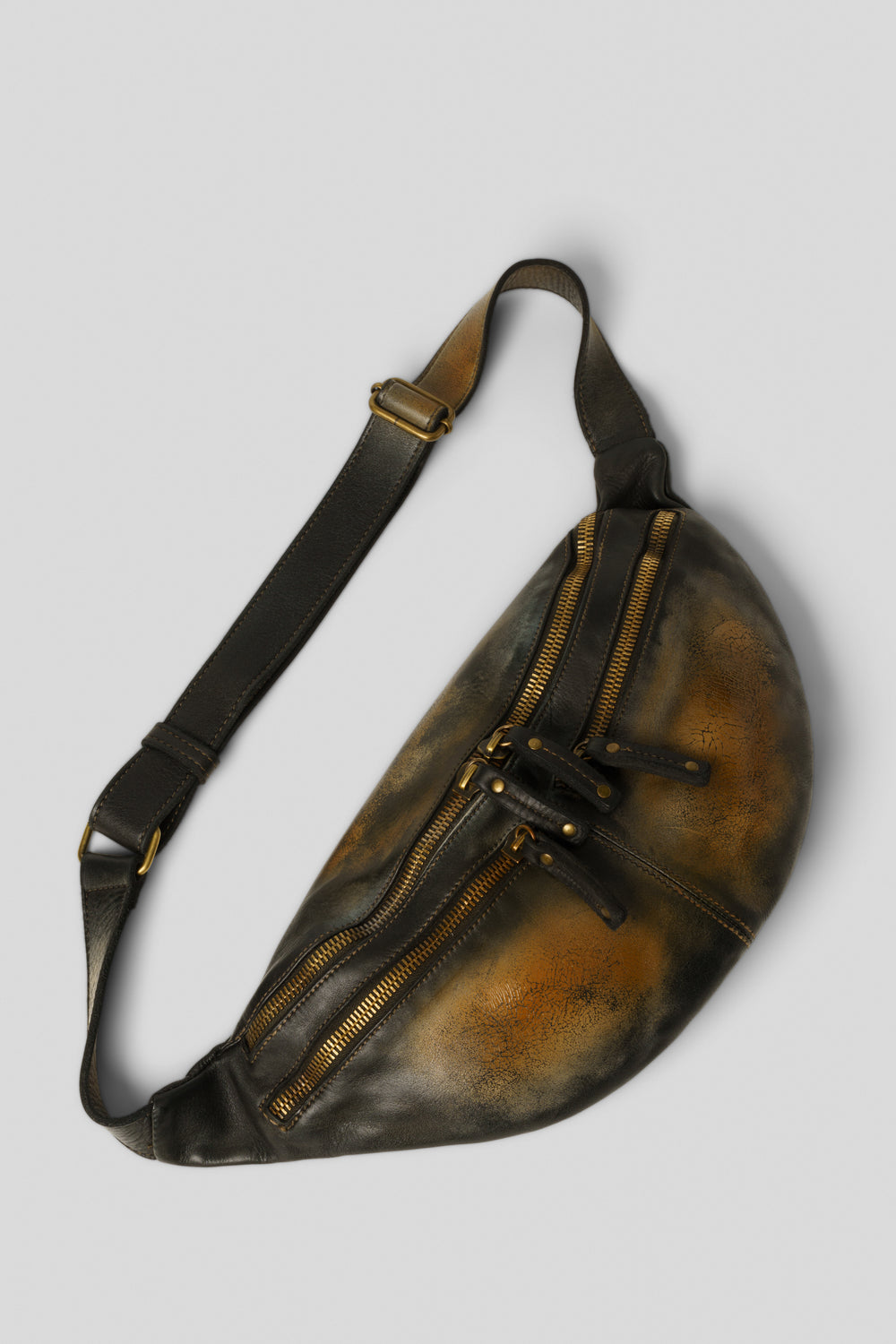 LUSHER URBAN SLING BAG, BAYSIDE8 + LUSHER COLLAB URBAN SLING BAG