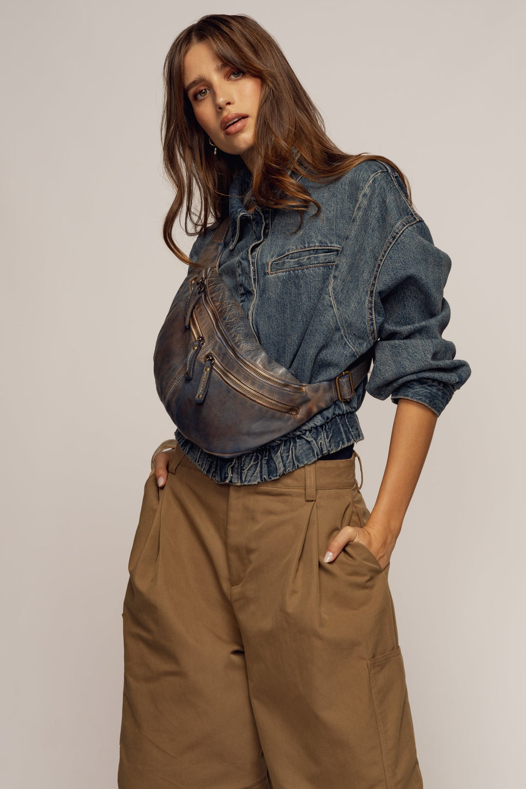 LUSHER SMALL URBAN SLING BAG VINTAGE DENIM 