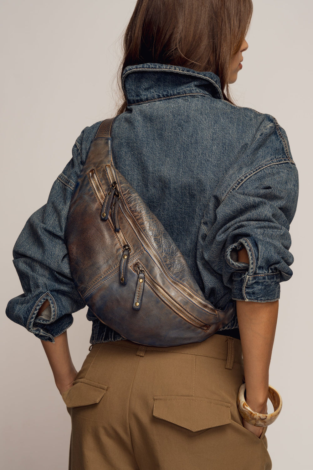 LUSHER SMALL URBAN SLING BAG VINTAGE DENIM 