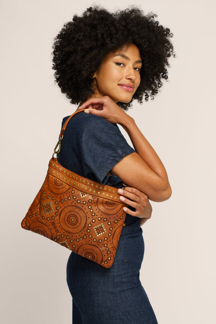 LUSHER WING POUCH COGNAC, BAYSIDE84 POUCH WITH STUDS AND LASER DETAILS, BAYSIDE84 WING POUCH, COGNAC LEATHER CROSSBODY POUCH