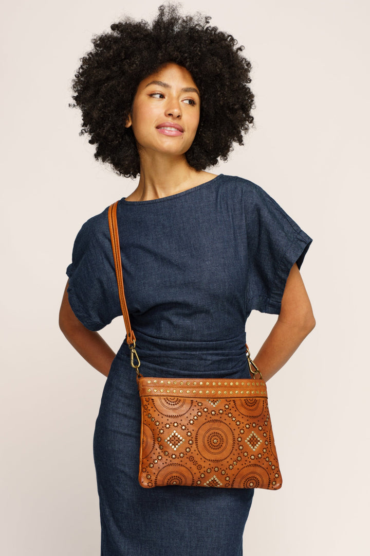 LUSHER WING POUCH COGNAC, BAYSIDE84 POUCH WITH STUDS AND LASER DETAILS, BAYSIDE84 WING POUCH, COGNAC LEATHER CROSSBODY POUCH